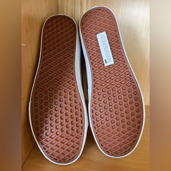 VANS High-Top Skateboard Shoes Maroon & White Size 11 Euro 44.5 Lace Up Sneaker - Picture 5 of 10